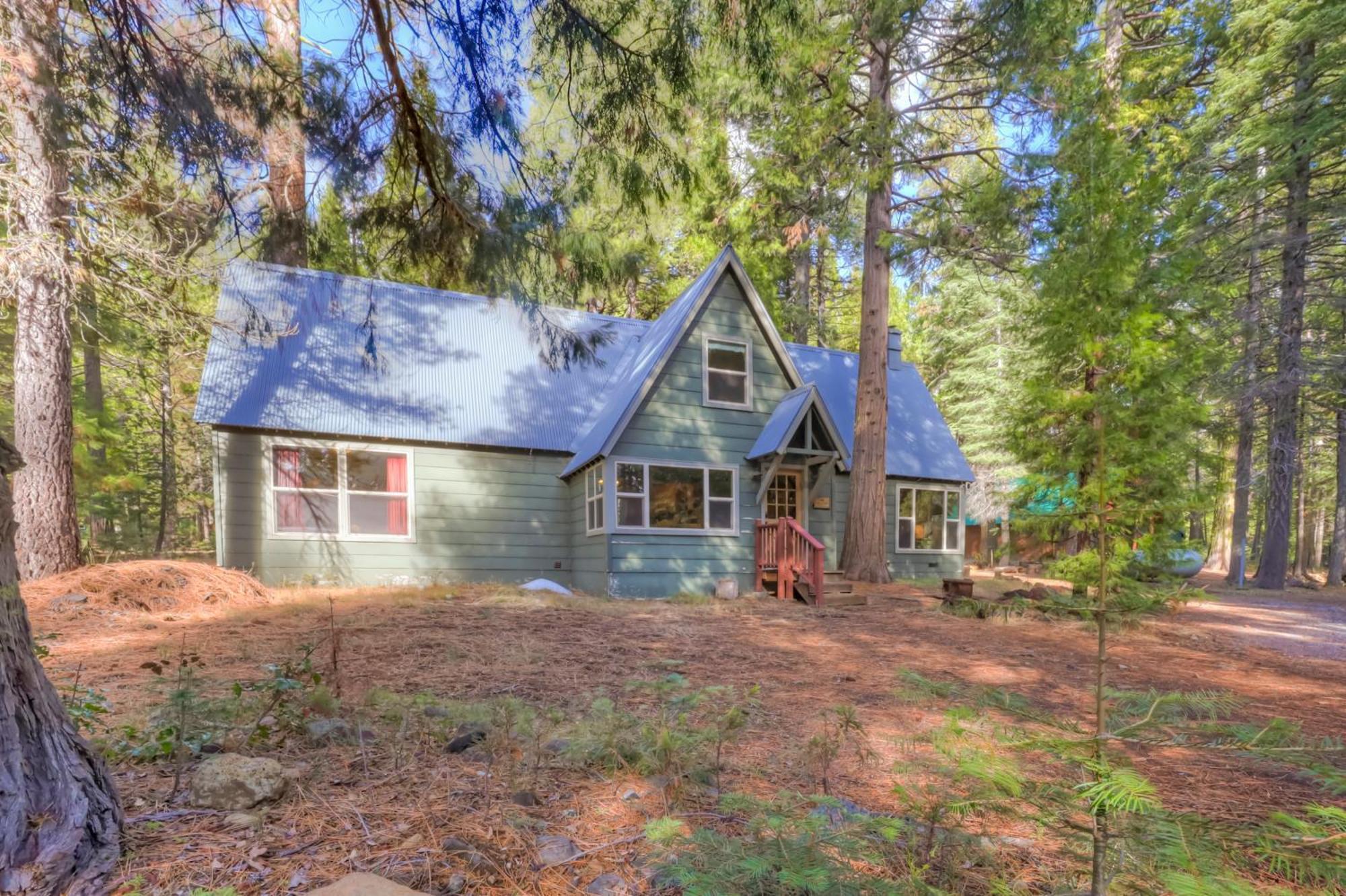 Spacious Classic Cabin Retreat- Near Lassen Mill Creek 外观 照片