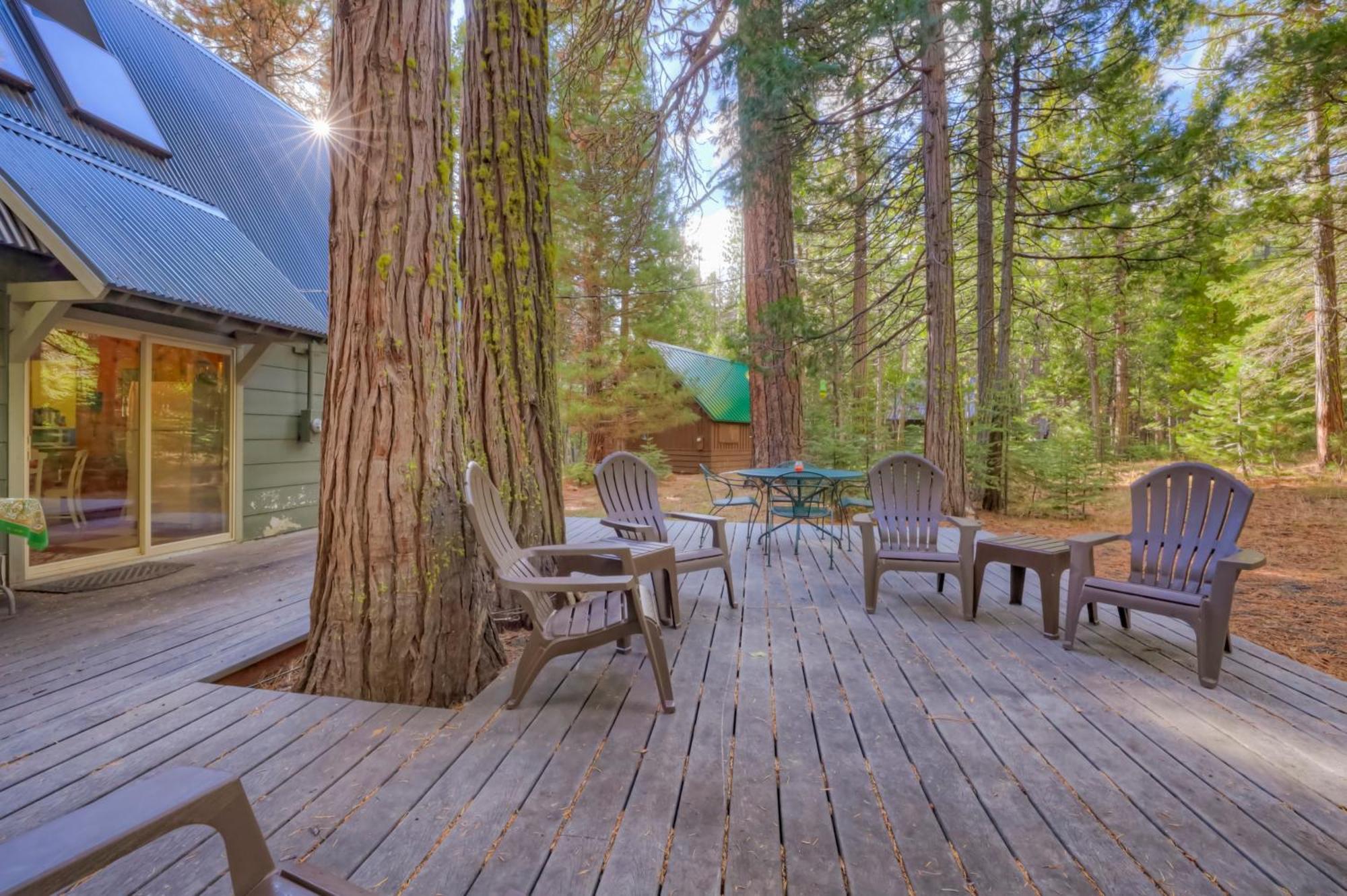 Spacious Classic Cabin Retreat- Near Lassen Mill Creek 外观 照片